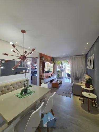 Apartamento no Condomínio Coral Gables - Aleixo