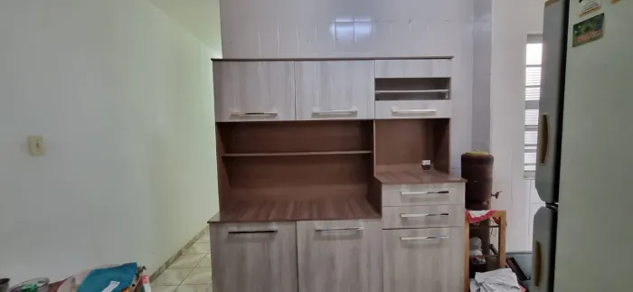ARMÁRIO DE COZINHA SEMI NOVO