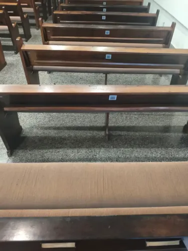Bancos de igreja