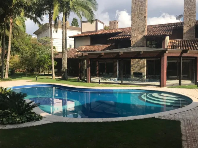 Casa em Condomínio para Venda e Locação Barueri