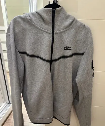 Nike Tech Fleece modelo og