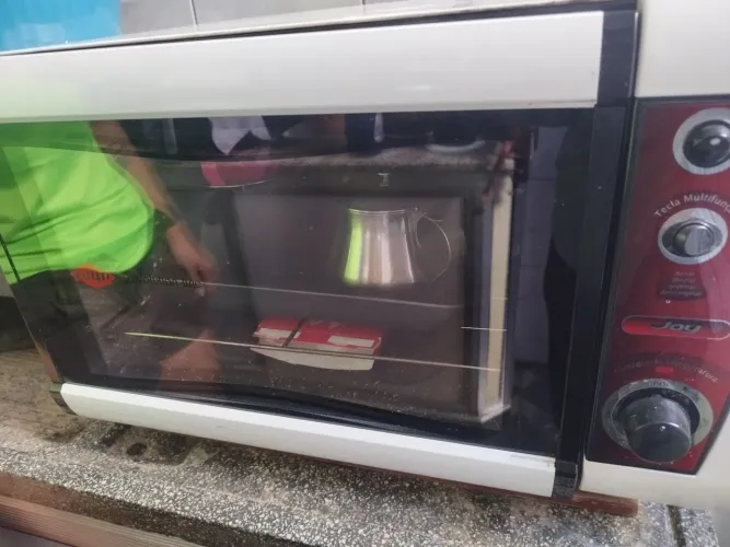 Vendo Forno Elétrico