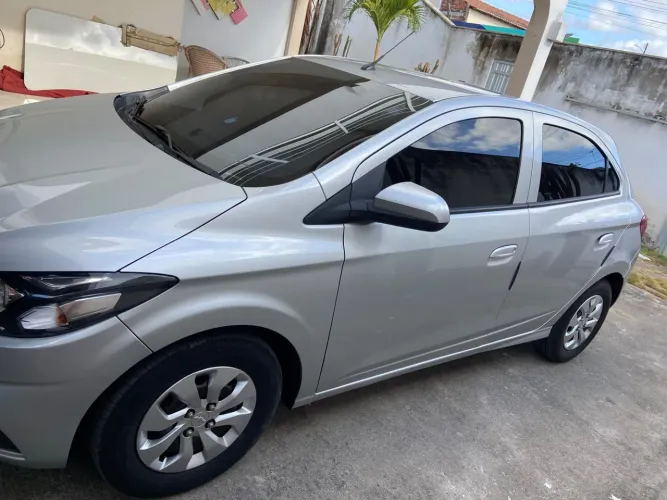 Chevrolet Onix Hatch LT 1.0 8V Flex Mec. 4P 2017