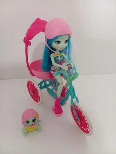 Boneca Enchantimals