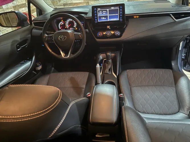 Toyota Corolla GLI 2.0 16V Flex Aut. 2022