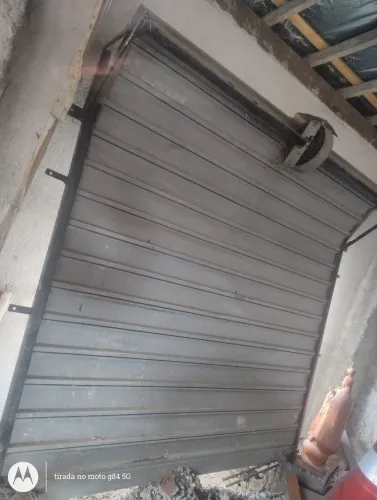 Porta esteira para loja e fiteiros 