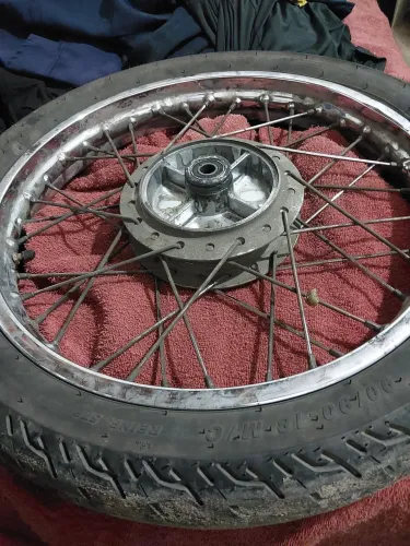 Aro traseiro de moto 150