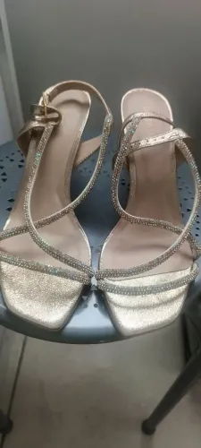 Sandália para festa Luz da Lua, número 36. Usada apenas uma vez!