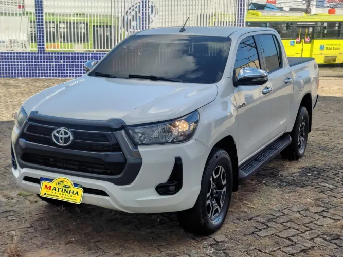 Toyota Hilux CD 4X4 2.8 Diesel Mec. 2021