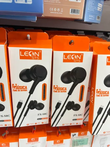 Fone de ouvido com fio USB-C