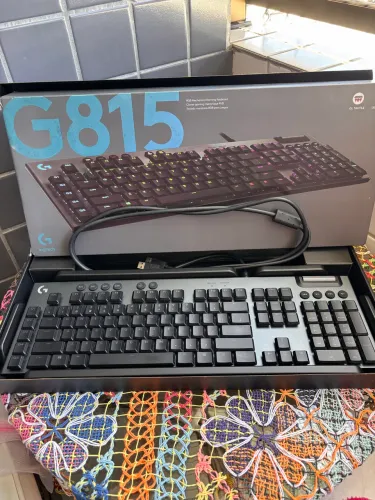 Teclado Logitech G815 RGB