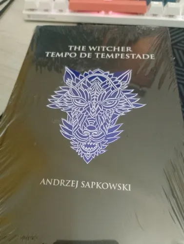Livro Tempo de Tempestade The Witcher 