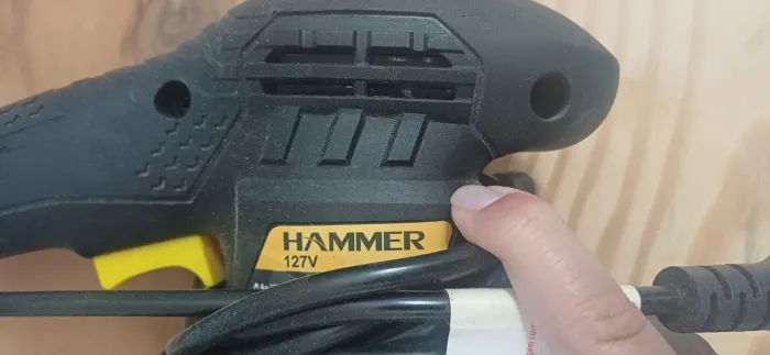 Lixadeira elétrica HAMMER