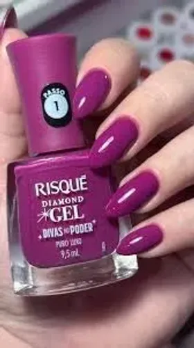 Kit com 2 esmaltes risqué diamond gel divas no poder puro luxo