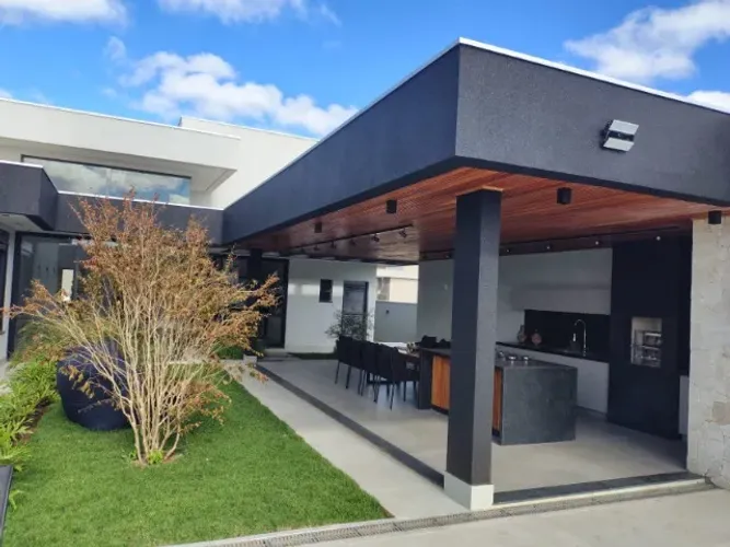 Casa Linear de Alto Padrão | Condomínio Vitória Golf | Lagoa Santa