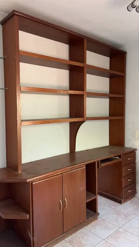 Estante em mogno para escritório