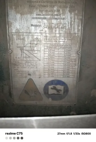 Vendo dobradeira de chapa 3 mt regua lisa da cor dob