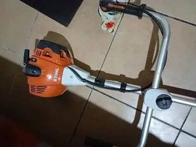 Nunca foi usada comprou e nunca usei estar guarda em perfeito estado 