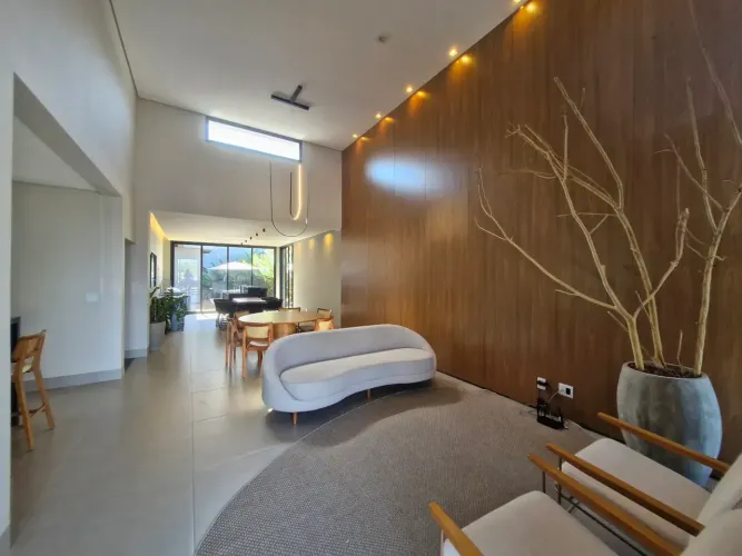 Condomínio Splendido, Casa Térrea, 3/4, Sala Pé Direito Alto, Piscina Aquecida, Energia Fo