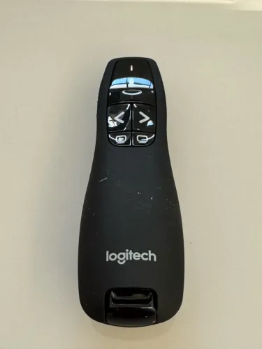Passador de Slides Logitech R400 com Laser Pointer