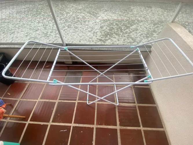 Kit varal de chão (2 unidades diferentes)