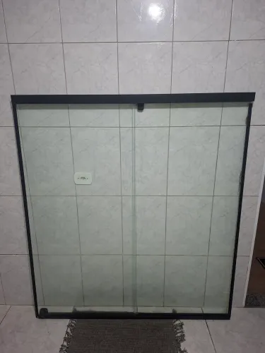 Esquadria/Janela de alumínio preto