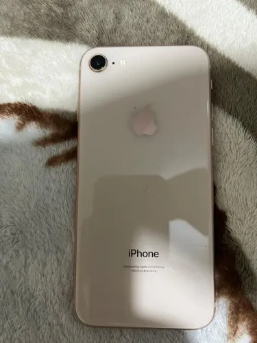 iPhone 8 - Impecável e Funcionando Tudo! (Oportunidade)