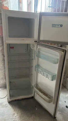 Vendo Geladeira