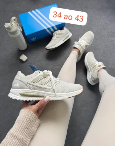 Tênis Adidas aboost off com verde