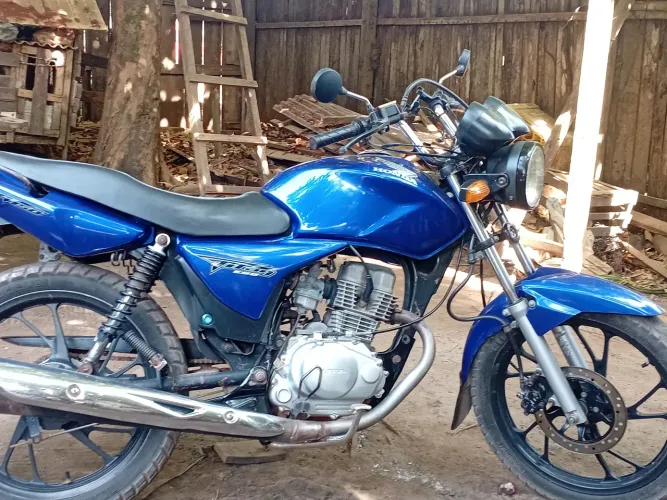 Vendo uma Honda titan 150