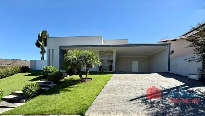 Casa Térrea para locação com 4 quartos sendo 3 suítes e 4 vagas. Vila Hípica II - Vinhedo