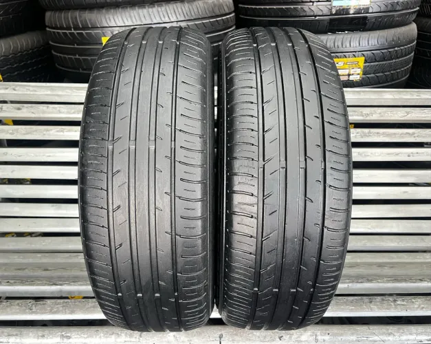 Par de Pneus 195/60/16 Dunlop SP Sport FM800 / Pneu 195/60R16