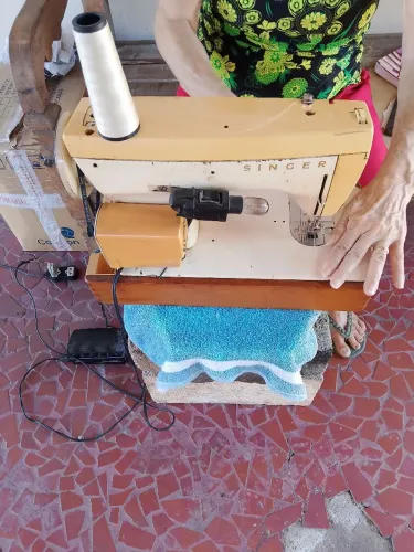Máquina de costura Singer Zig zag 