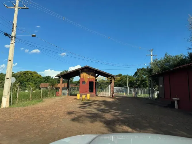 Chácara no Condomínio Itaúna