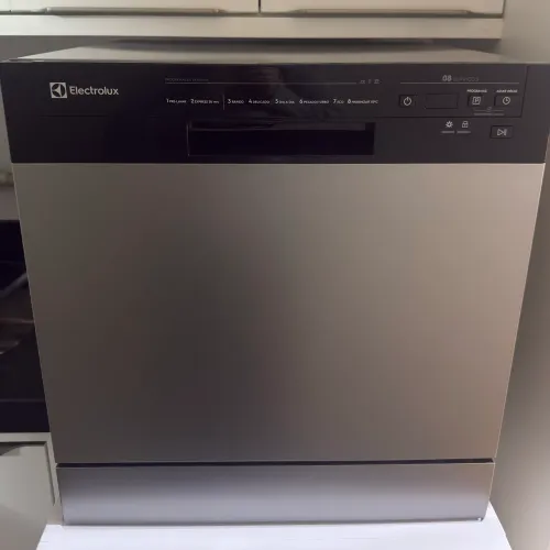 Lava-Louças Electrolux LS08E Inox 8 Serviços - Menos de 1 Ano de Uso