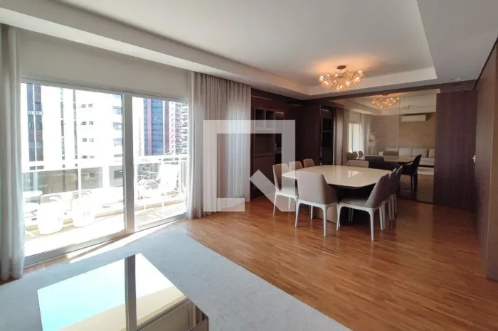 APARTAMENTO RESIDENTIAL em Campinas - São Paulo, Cambuí