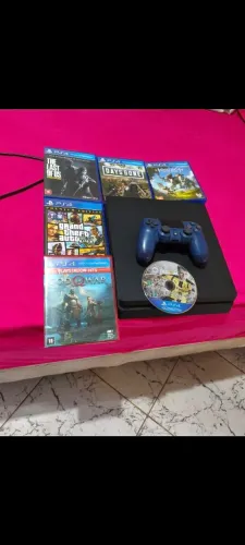 PlayStation 4 com jogos. Perfeito