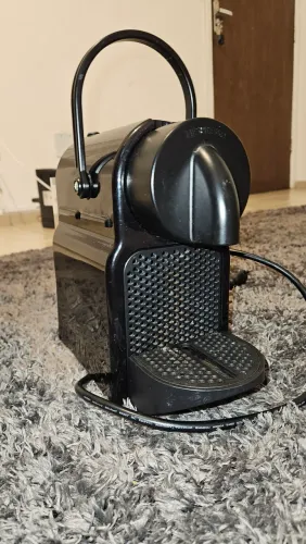 Cafeteira Nespresso Inissia