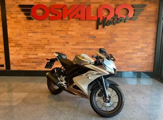 YAMAHA YZF R15 ABS 2026