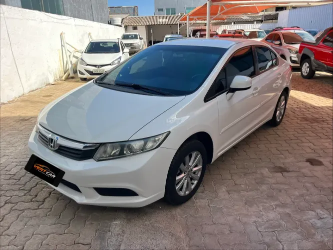 Honda Civic Sedan LXS 1.8/1.8 Flex 16V Aut. 4P 2015