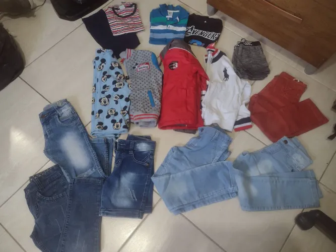 Lote roupas infantis menino 4/6 anos