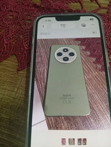 Vendo celular semi novo 