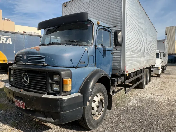 Truck MB L1316 rampa 