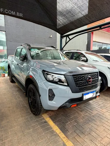 Nissan Frontier Pro4x CD 4X4 2.3 Bi-TB Die. AUT 2024