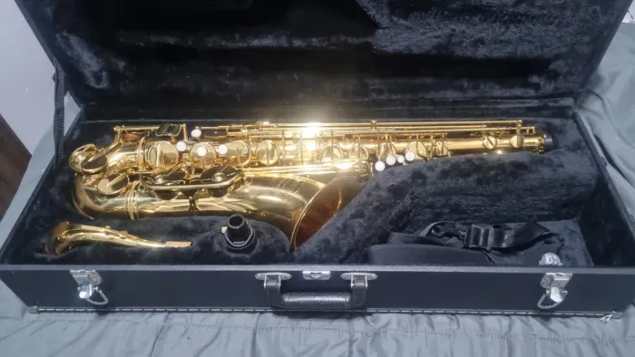 Vendo saxsafone tenor Júpiter JTS 587-585