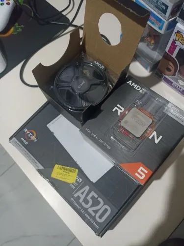 Kit Ryzen 5 2600 e A520