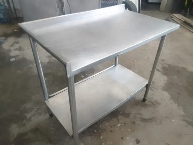 Bancada de Inox 1,13m x 60cm x 90cm