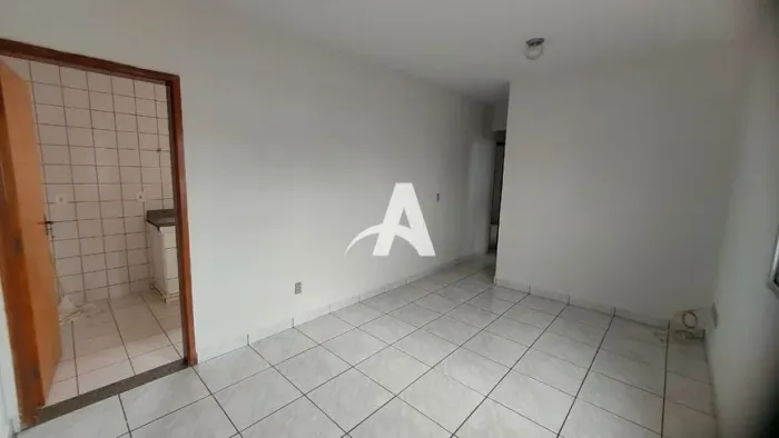 Apartamento para aluguel, 2 quartos, 1 vaga, Cazeca - Uberlândia/MG