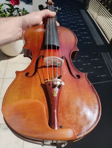 Violino antigo cópia Stradivarius 