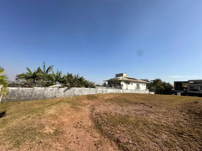 Lote/Terreno para venda tem 807 metros quadrados em Condomínio do Lago 3ª Etapa - Goiânia